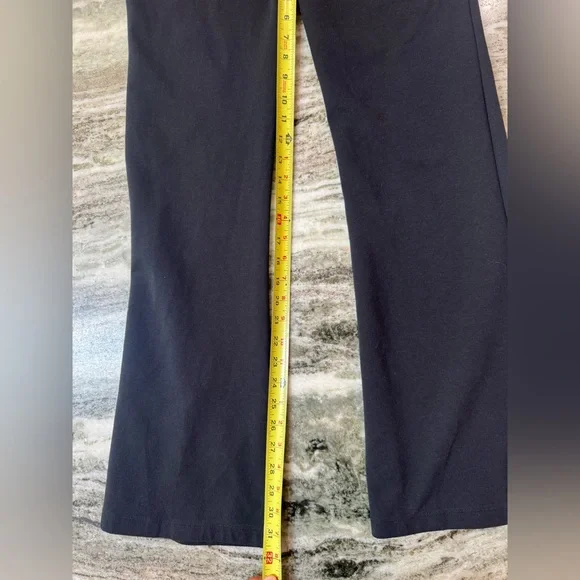 Nike black flare leggings size large - Picture 6 of 7